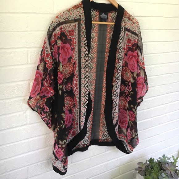 Boho Kimono 📿 - Picture 3 of 7